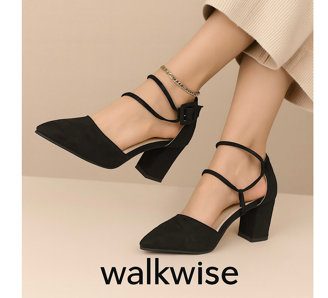 Moon Noir Elegance Black Pointed Heel